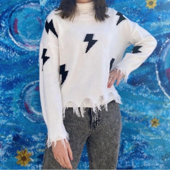 Lightning Pattern Distressed Sweater - Picture 3 of 7